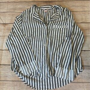 Women’s Victoria's Secret Pajama Top Size Large